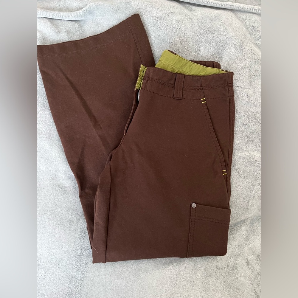Title Nine Stretch Passport Ponte Straight Leg Cargo Pants Women’s Brown Size 2